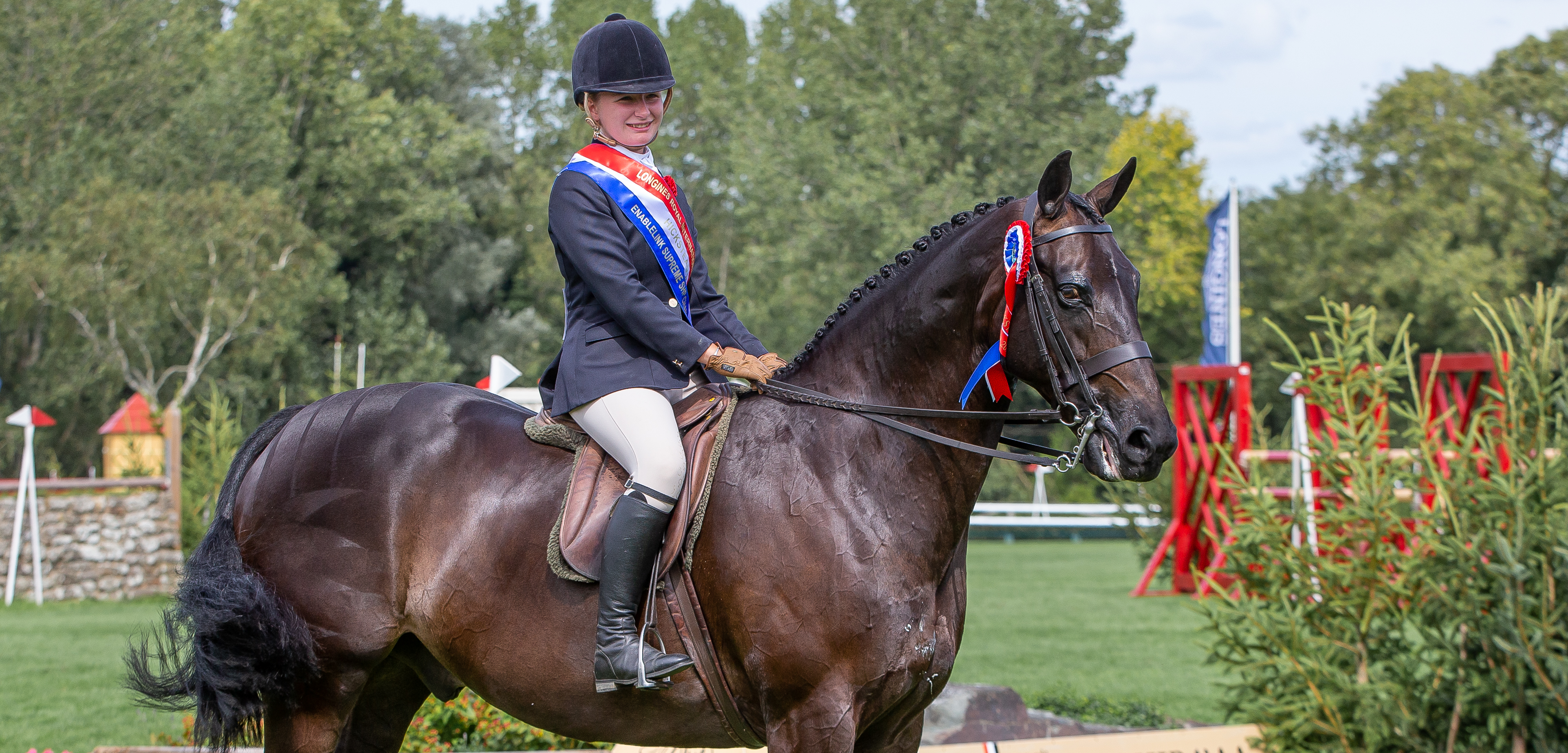 Zara Brookes scores Hickstead hat trick